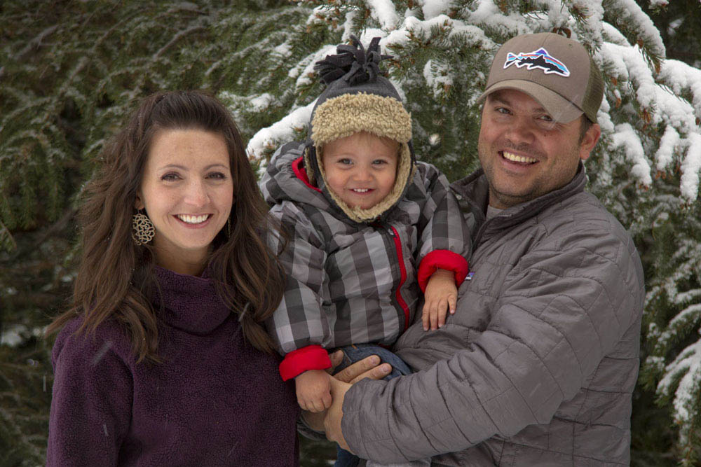 Family photo in the snow photo Montana Photographer MT